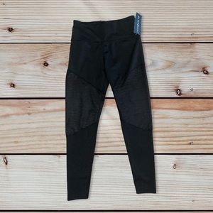 NWT KimberlyC Capri Workout/Lounge pants